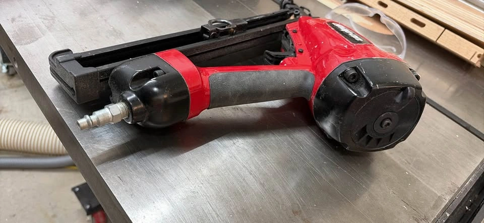 Snap-on 15 Gauge DA Finish Nailer - photo 4