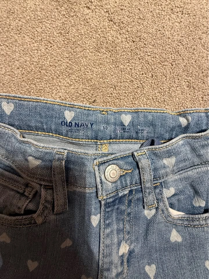 Old Navy Girls’ Heart Print Jeans – Size 10 - photo 2