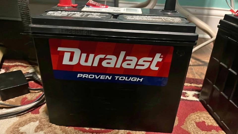Duralast Car Battery Size 51R - Like New