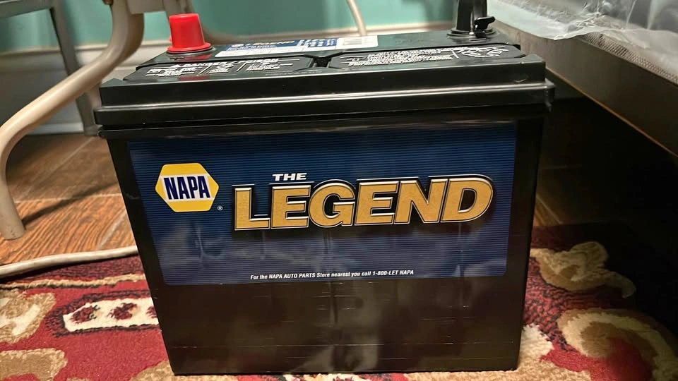 NAPA The Legend Car Battery Size 51R - Fully Charged