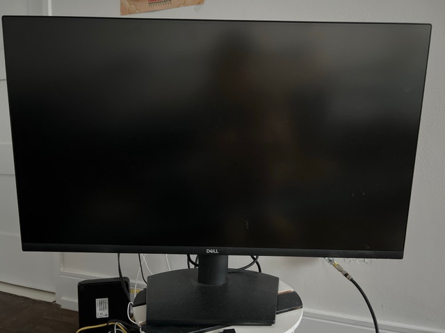 Dell SE22230 22” Full HD LED Monitor