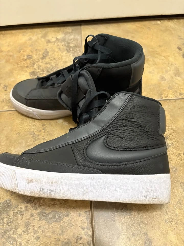 Nike Black Airforce 1 women’s high tops size 8 - photo 4