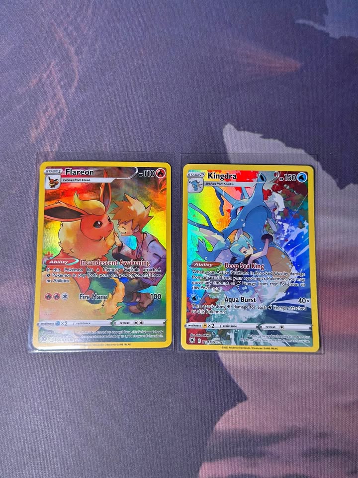 Flareon & Kingdra Trainer Gallery