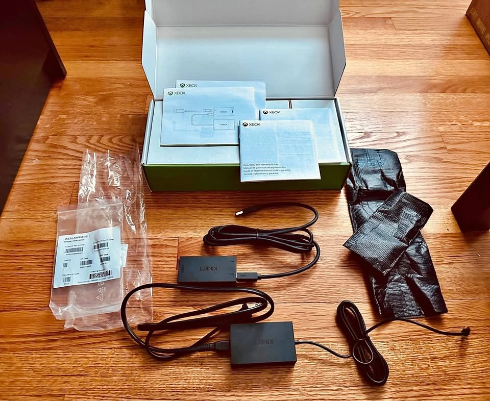 Xbox Kinect Adapter - Xbox One X/S - Windows PC - Microsoft