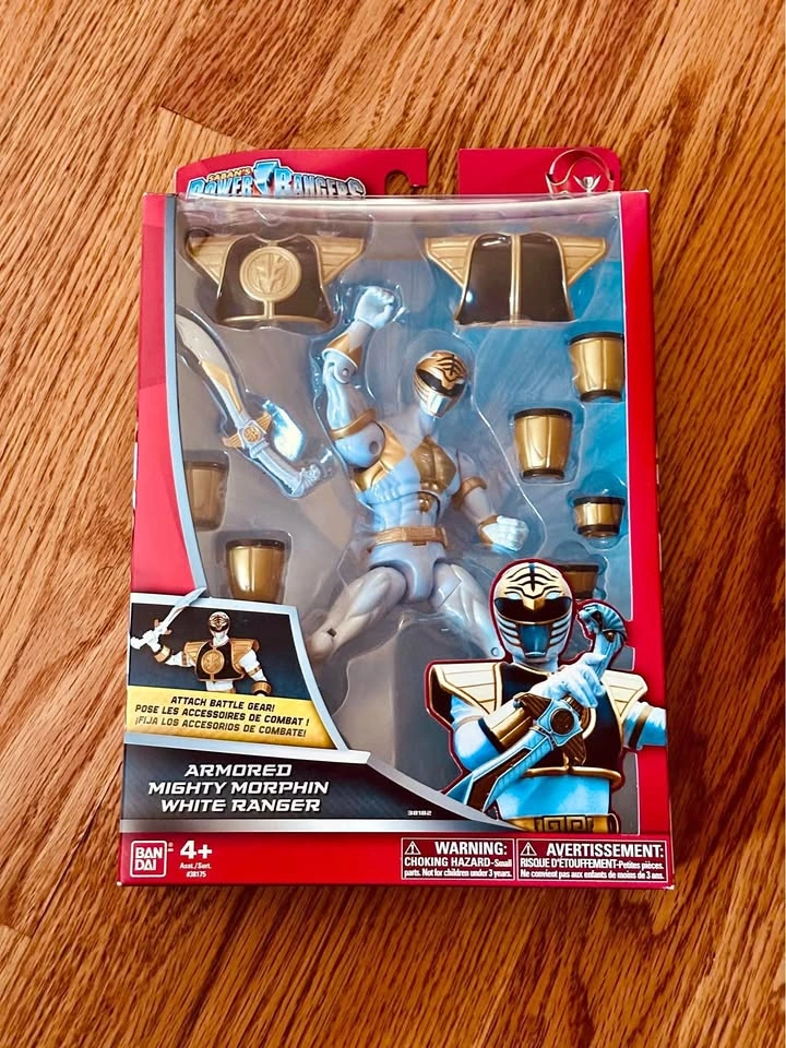 Power Rangers Super Megaforce - Armored White Ranger Figure