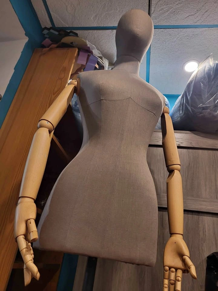 Hudson Bay Mannequin