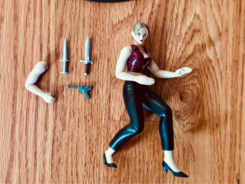 Tekken 3 - Nina Williams - 1/10 Scale Action Figure 6" Inch - photo 3