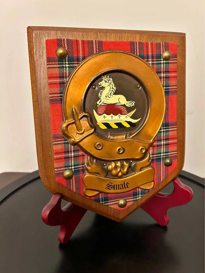 Vintage Scottish Clan Smale Crest Plaque thumbnail