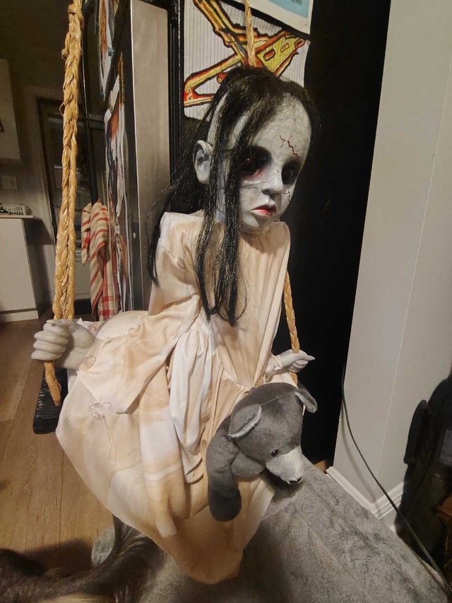 Swing Doll Hallowe'en Prop - photo 3