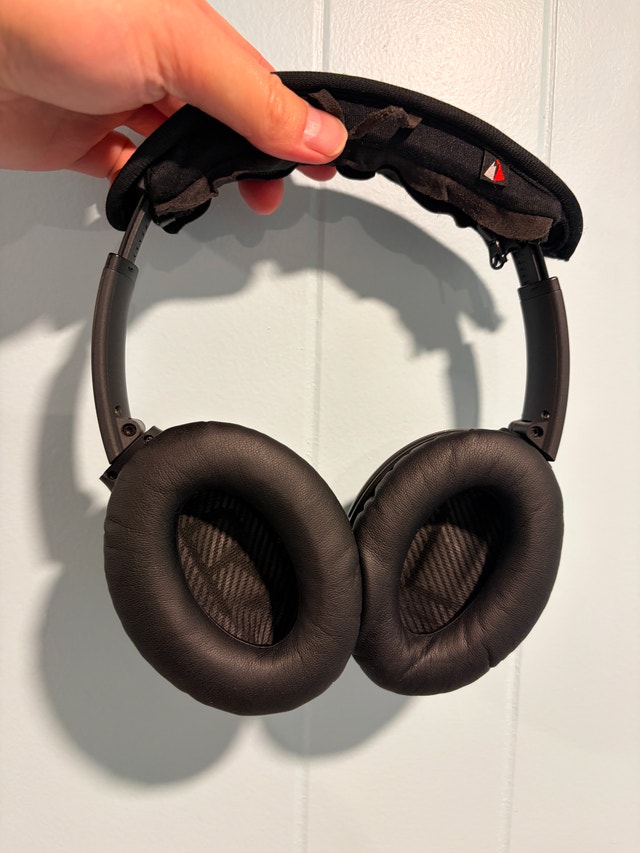 Bose QuietComfort 35 II (QC35 II) Noise Cancelling Headphones - photo 2