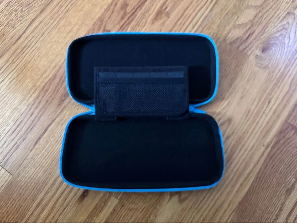 Nintendo Switch Case - Official - photo 4