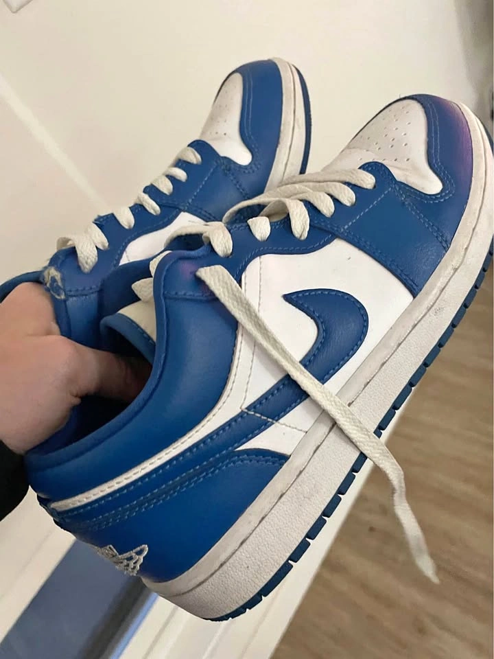 Jordan 1 Low Marina Blue size 8.5 men’s