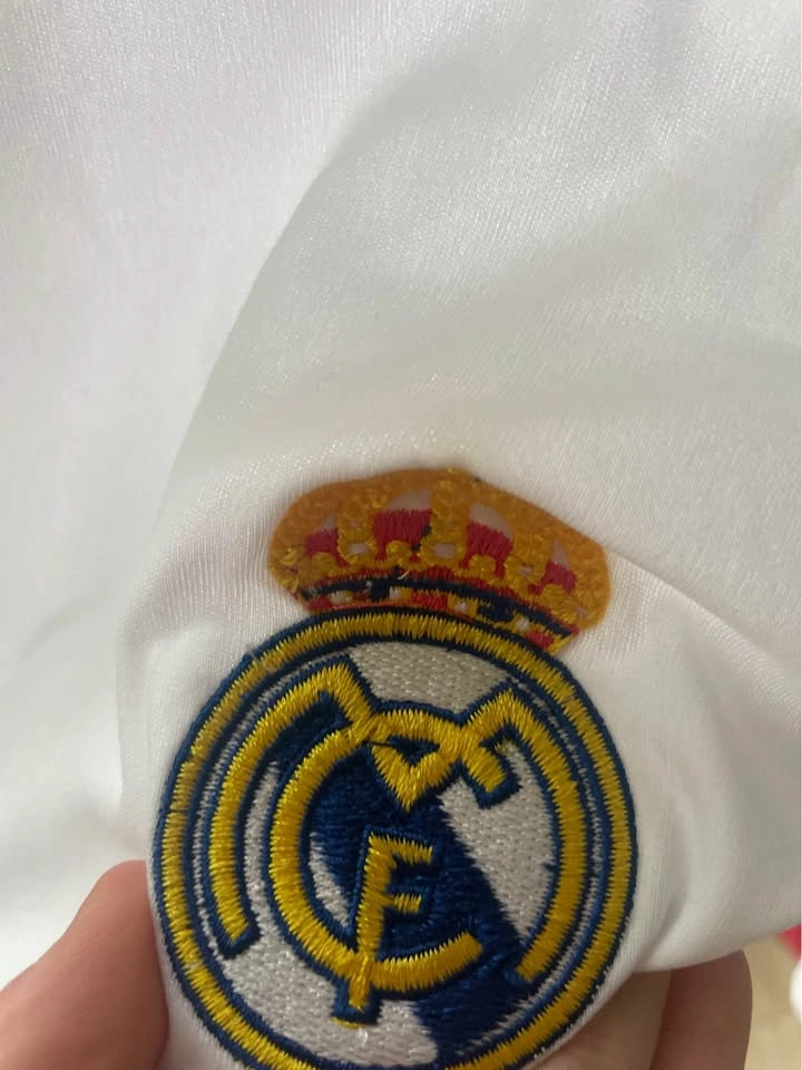 Adidas Real Madrid 2006-2007 Home Jersey - photo 2