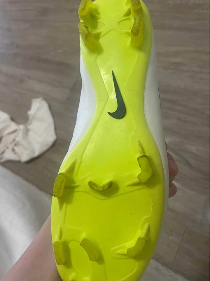 Nike Mercurial Soccer Cleats - photo 2