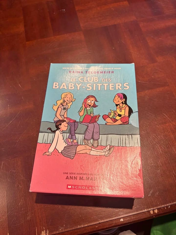 Scholastic Le Club des Baby-Sitters Graphic Novel Box Set