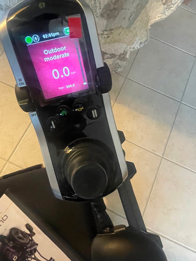 Quantum Q6 Edge Power Wheelchair - photo 3