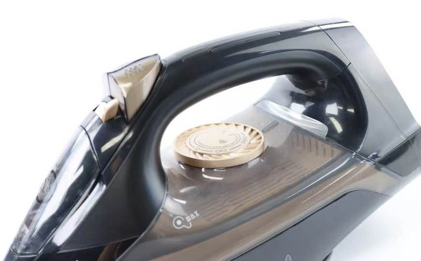 Premium 2200W Cordless Steam Iron – High Power, Fast Heat-Up - photo 2