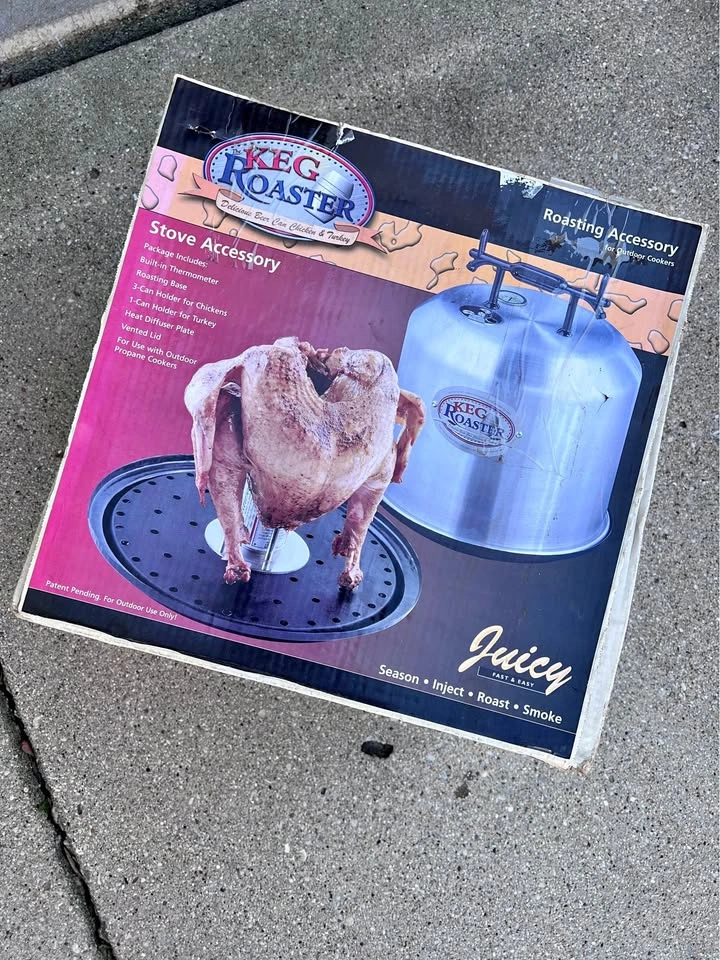 NEW IN BOX Keg Roaster – Beer Can Chicken & Turkey Accessory