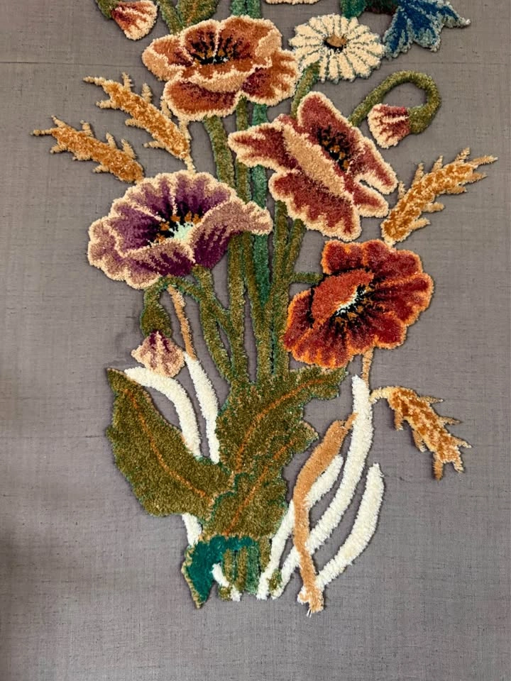 Vintage Framed Punch Needle Floral Art – Tufted Embroidery - photo 4