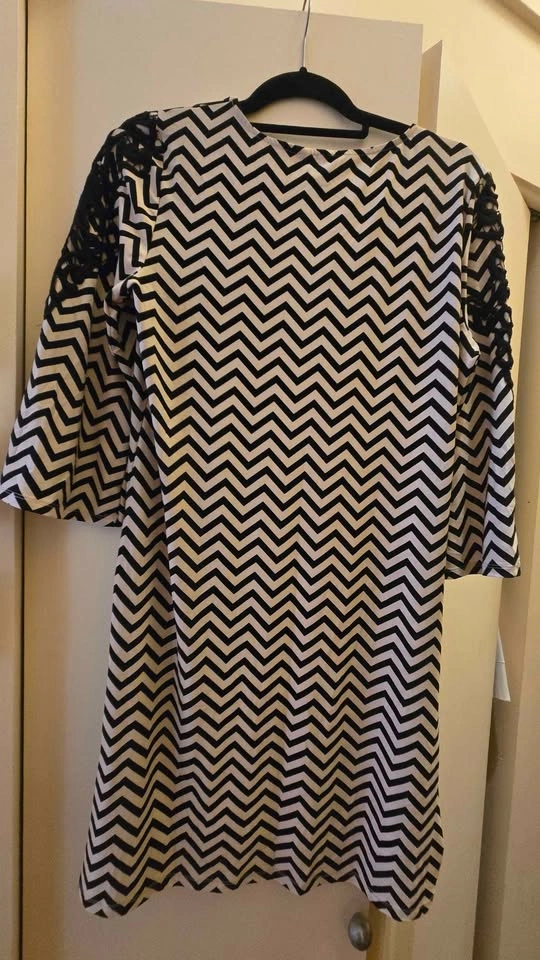 Bold Zigzag A Line - photo 3
