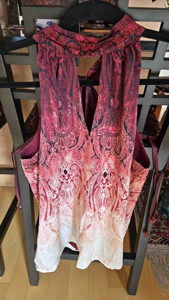 Boho Ombre White House Black Market Paisley Top Medium