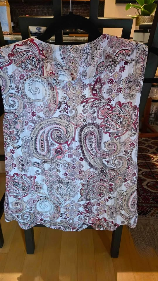 Boho White House Black Market Paisley Ruffle Wrap Top Medium - photo 3