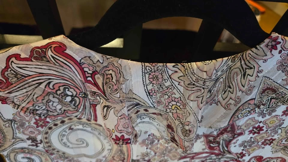 Boho White House Black Market Paisley Ruffle Wrap Top Medium - photo 4