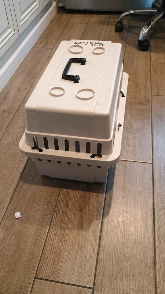 Pet carrier for cat or dog up to 10 lbs - photo 2