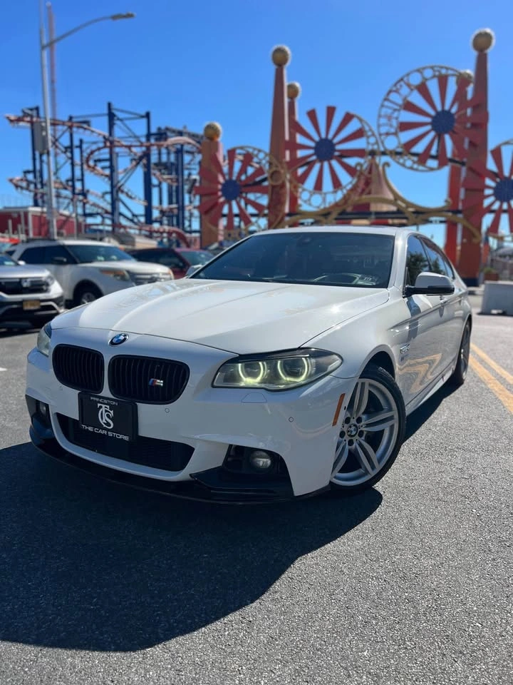 2015 BMW 5 Series · 550i xDrive Sedan 4D - photo 5