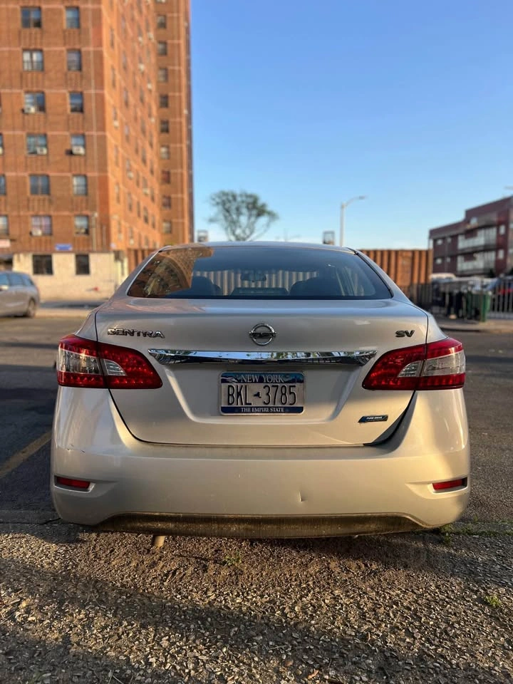 2013 Nissan Sentra - photo 4