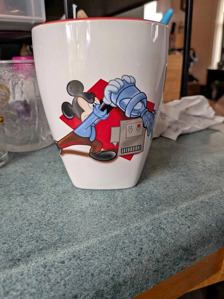 Disney Walt Disney World Mickey Mouse Office Maintenance 101 Cof