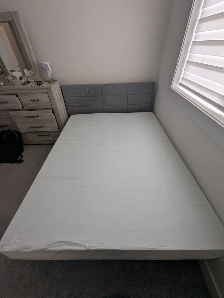 Memory Foam Queen Mattress - photo 2