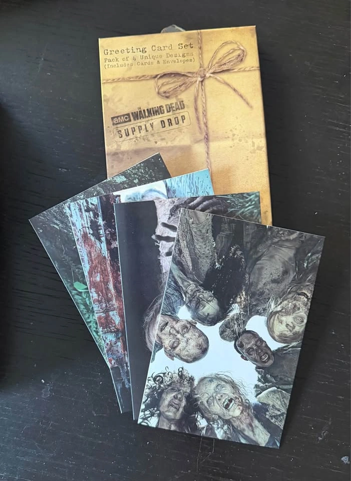 Walking Dead Supply Drop Box Walker Wonderland Edition - photo 2