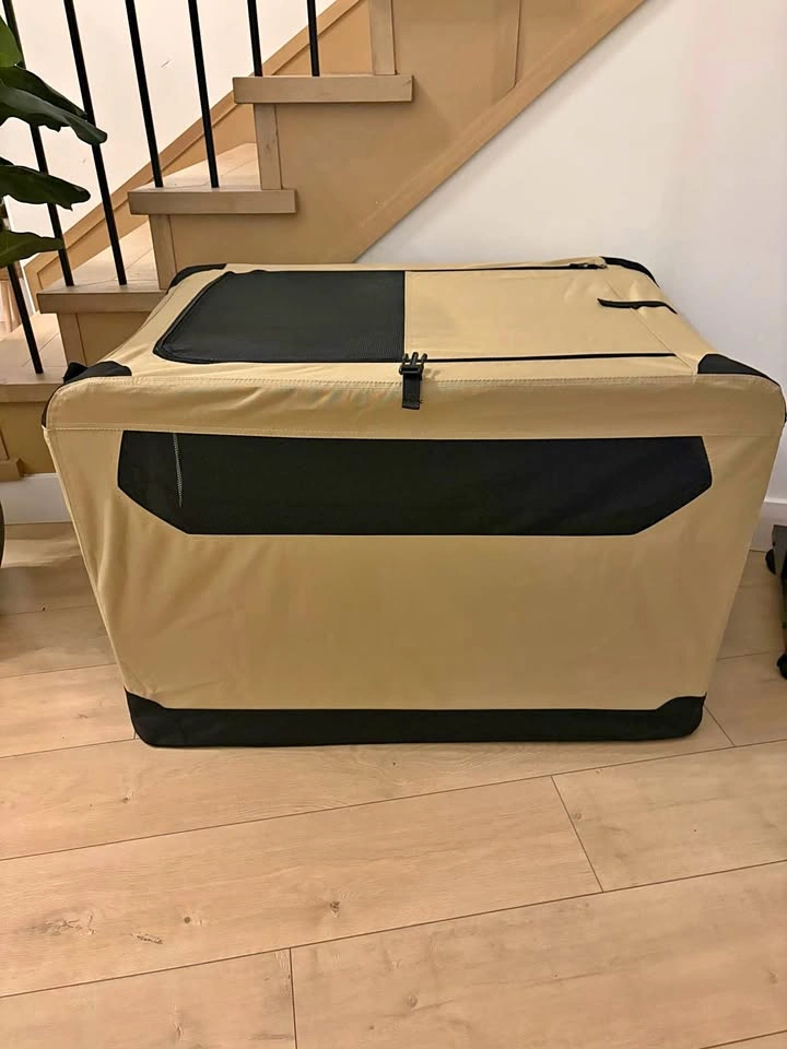 Amazon Basics Folding Soft-Sided Dog Crate – Tan – Like New