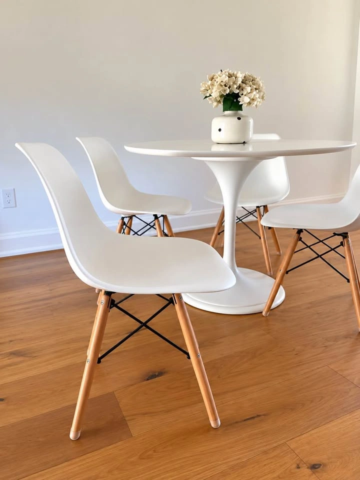 Dining Set - Round Table + 4 chairs - photo 2