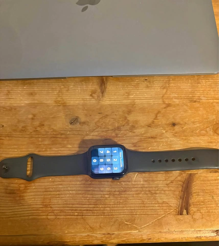 Apple Watch SE Black
