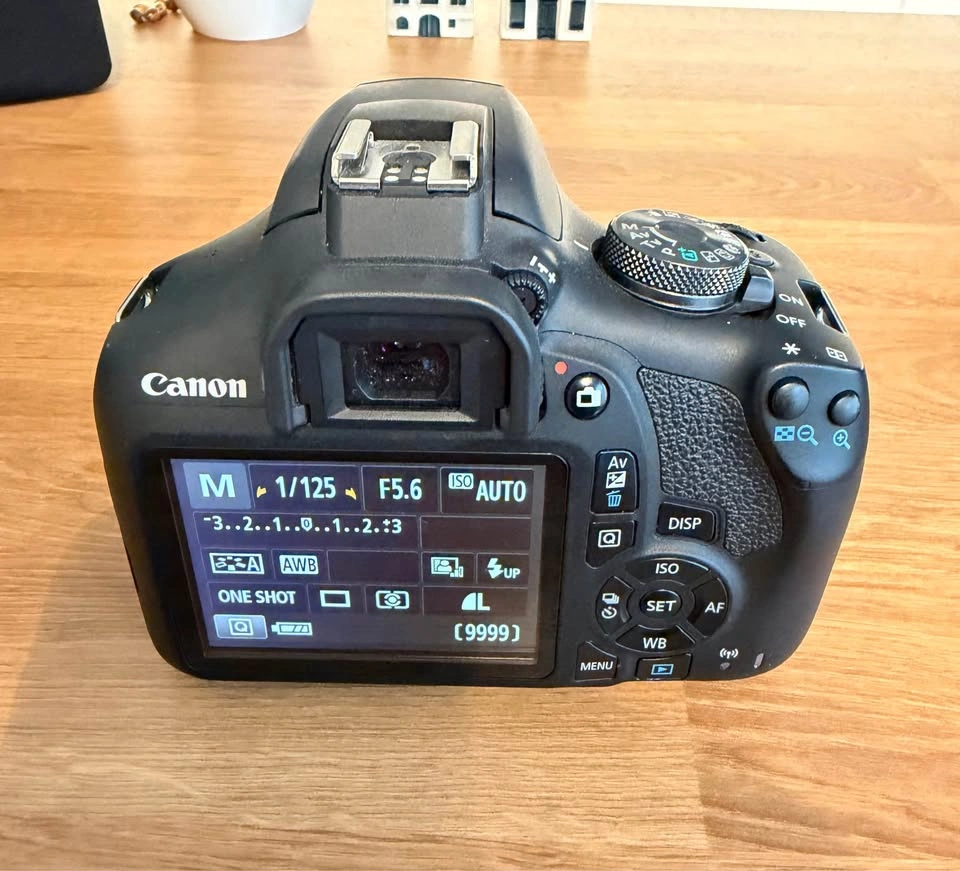 Canon Rebel T7 DSLR – 3 Lenses, 3 Batteries, 2×128GB - photo 2