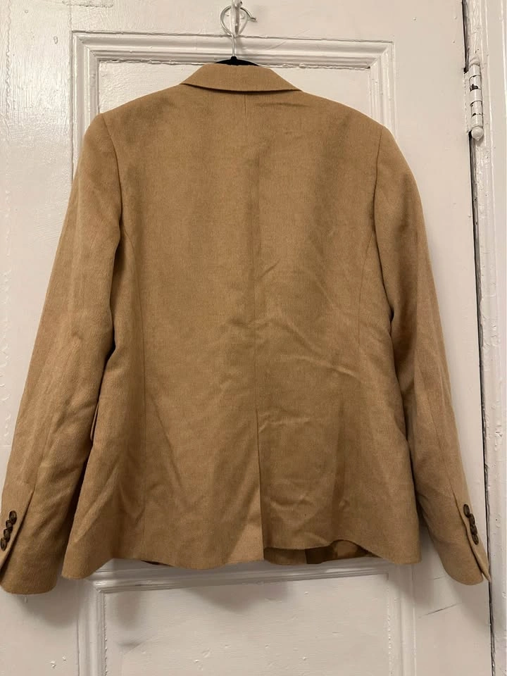 Brooks Brothers “346” 100% Camel Hair Blazer. Women’s Size 6. - photo 2