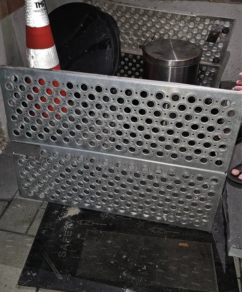 Kenworth T680 Chassis Step/Cover – OEM - photo 2