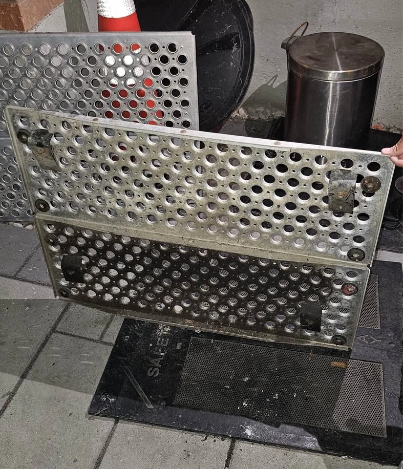 Kenworth T680 Chassis Step/Cover – OEM - photo 4