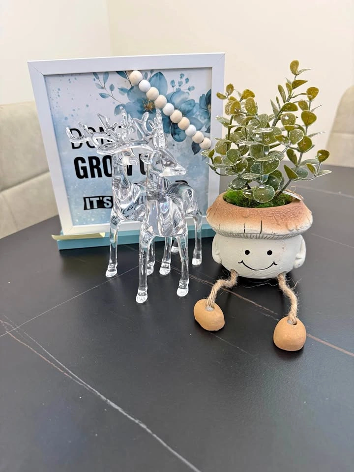 Acrylic Reindeer Figurines and Mushroom Planter Decor