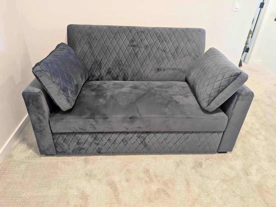 Foldable loveseat converting to a Sofa bed (double)