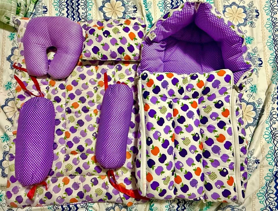6 piece Bedding set for babies