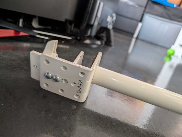 Vivo White Dual Vesa Mount - photo 3