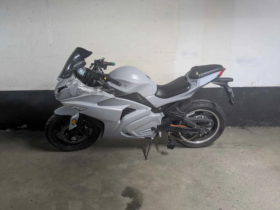 Evoque Electric Motorcycle - photo 2