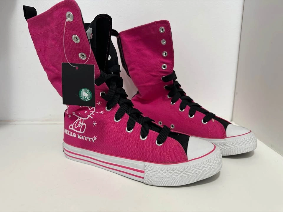 Hello Kitty High Top Sneakers - New in Box - photo 2