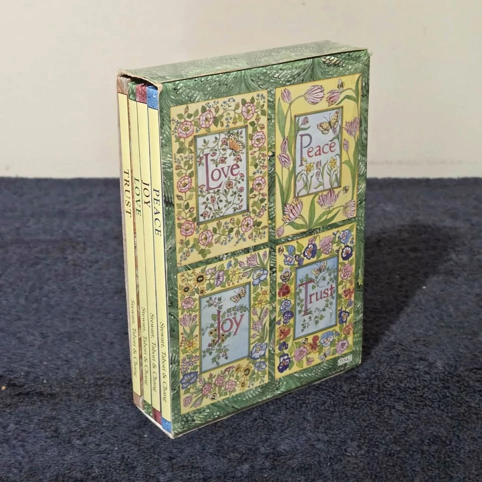 Little Books of Wisdom – Boxed Gift Set (Love, Peace, Joy, Trust - photo 2