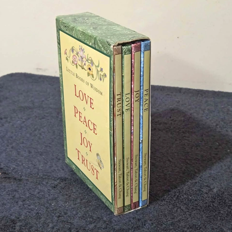 Little Books of Wisdom – Boxed Gift Set (Love, Peace, Joy, Trust - photo 3