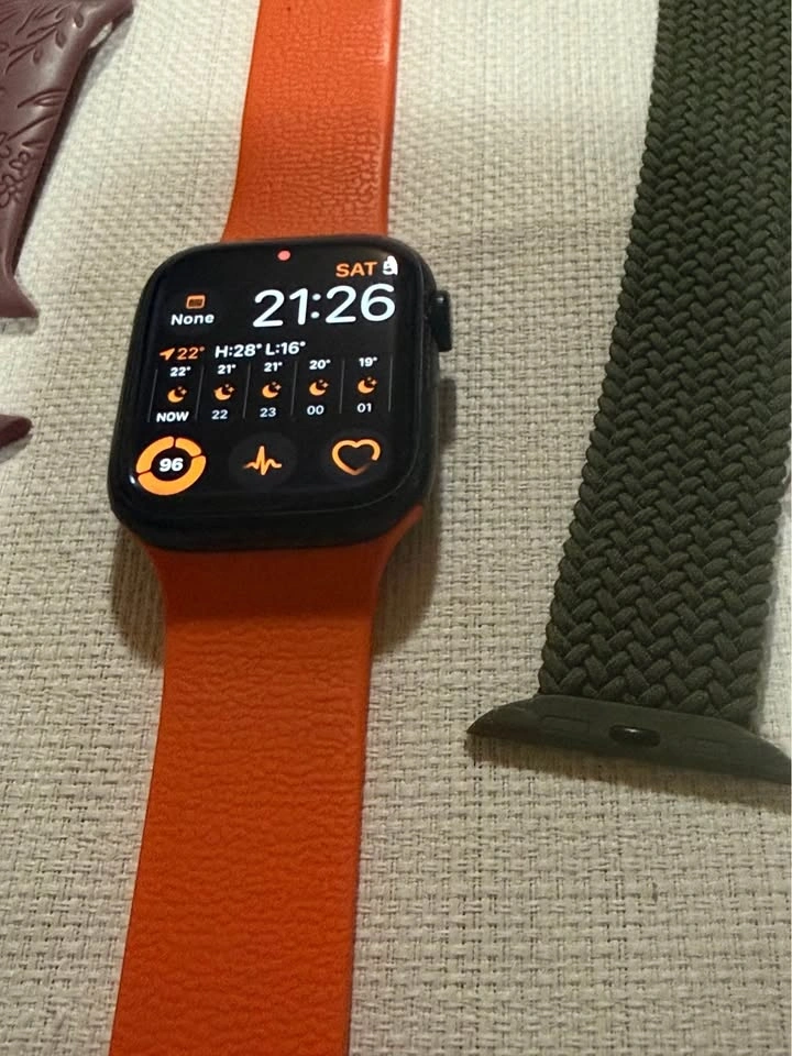 Apple Watch Series 7 45mm + cellular - photo 2