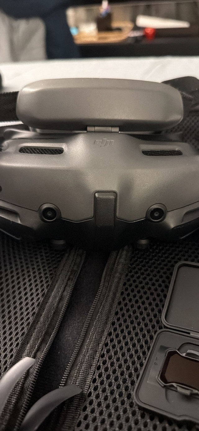 DJI Avata 2 with Goggles 3 Fly More Combo - photo 4